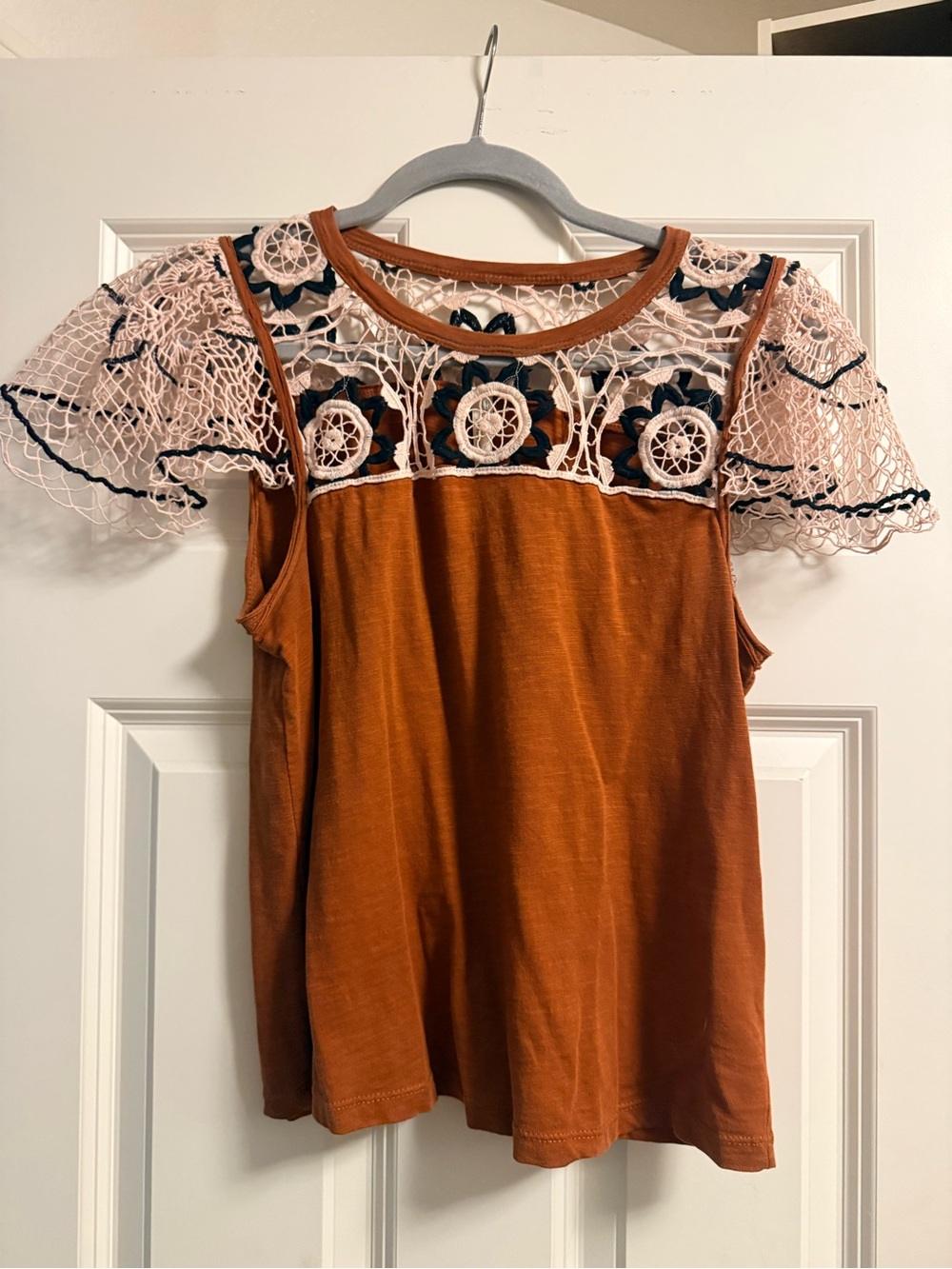 Anthropologie Rust Short Sleeve Top with Cream Crochet Yoke